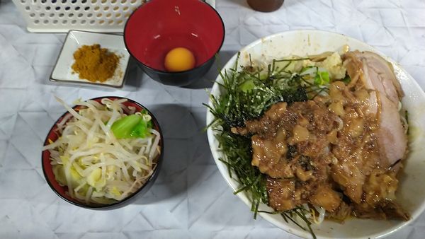 「小汁無し900円+カレー50円」@麺屋 歩夢 金沢八景店の写真
