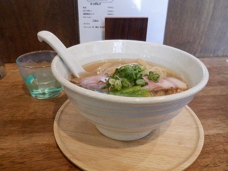 「らーめん（しお）」@らーめんshigetomiの写真