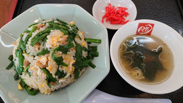 「ニラチャーハン　７７０円」@ラーメンばんだい 新鎌ケ谷店の写真