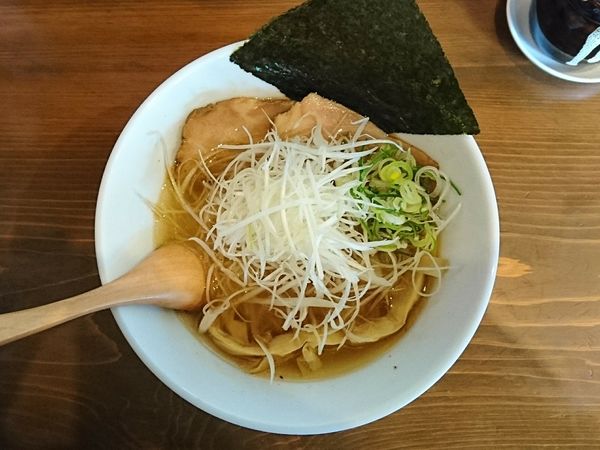 「アゴだしらぁーめん＋白髪ねぎ」@らあめん一路の写真