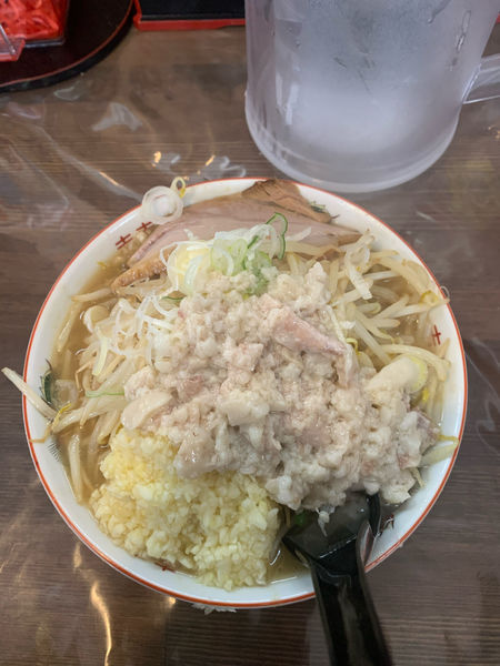 「仁G郎ラーメン(ﾆﾝﾆｸ背脂ﾏｼﾏｼ)」@麺や飯や 仁の写真