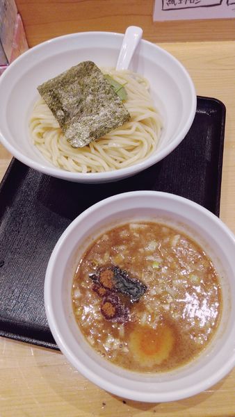 「濃厚煮干つけ麺(大盛)」@つけめん 蕾 本家の写真