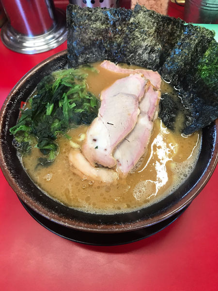 「ラーメン 700円、中盛 150円」@柏 王道家の写真