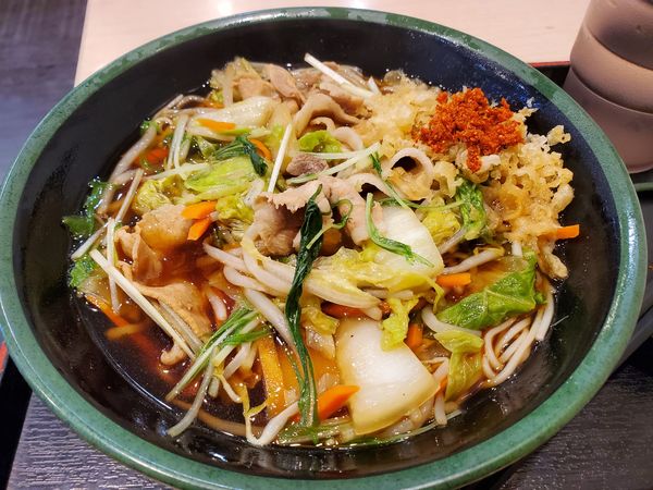 「肉野菜そば・温＋天かす＋赤鬼」@ゆで太郎 長者町店の写真