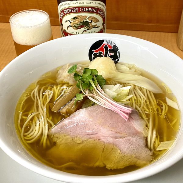 「塩ワンタン麺（肉・海老各1）＋キリンクラッシックラガー中瓶」@らーめん はやしの写真