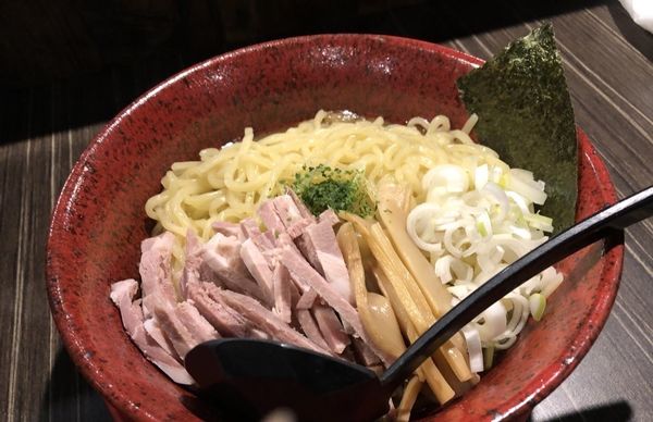 「煮干しの油そば」@らーめん屋本舗 麺龍 仙台駅前店の写真