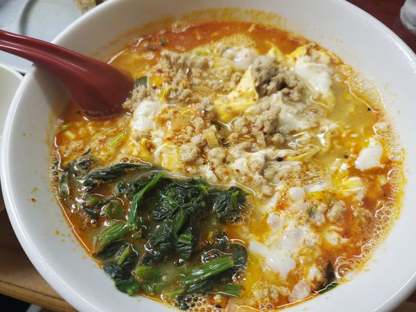 「ドラごんラーメン・インスパイア辛さ初級800円」@らーめん ドラごんちの写真