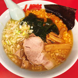 えび醤油ラーメン 890円 コロチャー