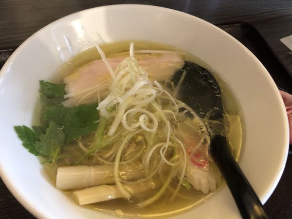 「天草大王と蟹煮干し」@麺匠えにしの写真