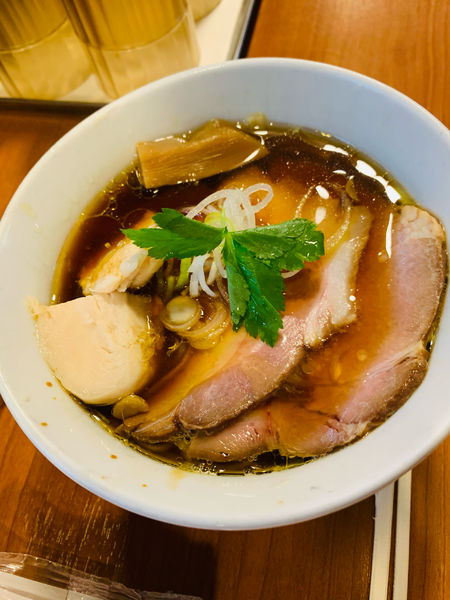 「鶏醤油らぁめん」@らぁ麺とうひちの写真