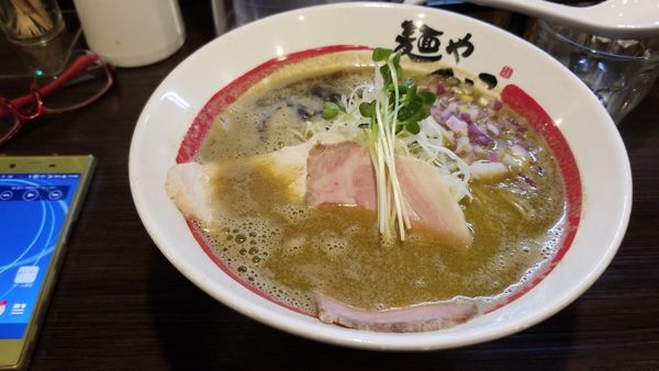 「濃厚牡蠣そば」@麺や でこの写真