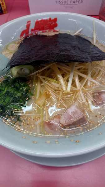 「塩ラーメン 670円税込」@ラーメン 山岡家 高崎倉賀野店の写真