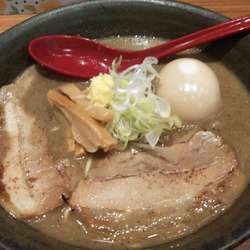 にぼしらーめん味玉