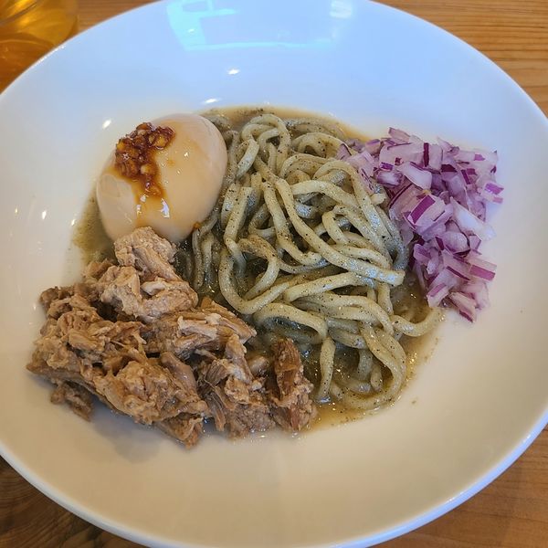 「肉にぼにぼちーの¥1000+特製青森にんにく醤油漬け味玉¥100」@煮干し Noodles Nibo Nibo Cinoの写真