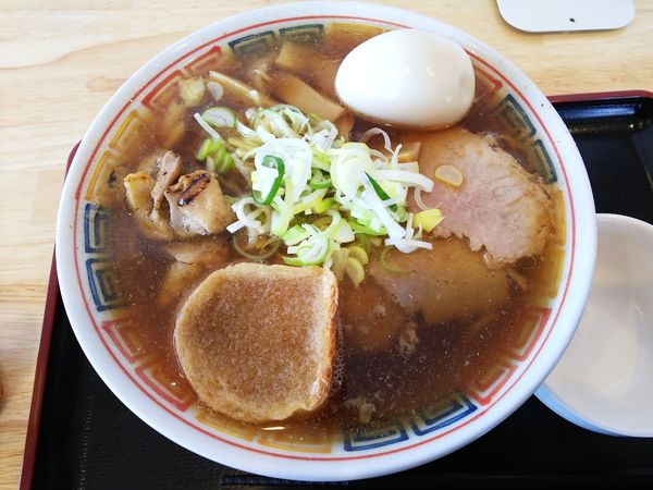「親鶏中華+トキワ味玉 700+100円」@藤翔製麺の写真