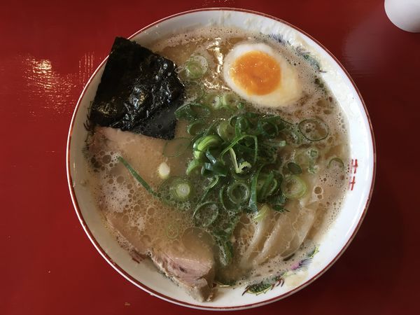 「ラーメン＋替玉+替玉+替玉」@中洲屋台 長浜ラーメン 初代 健太の写真