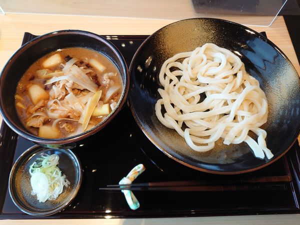 「ぶたネギ汁うどん(半もり)」@さわいち＆サクラブルワリーの写真