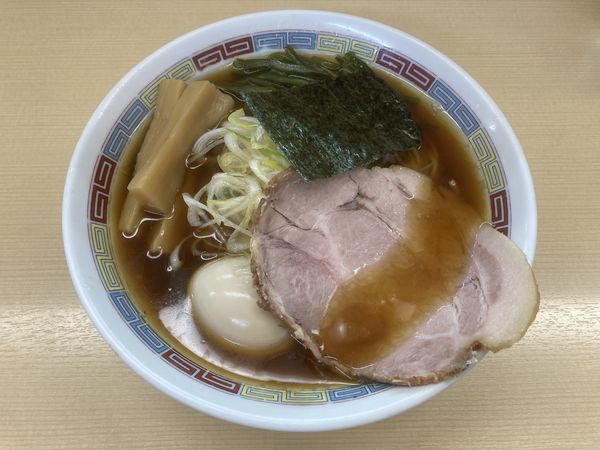 「濃口煮干鰮ネギらーめん＋味玉」@煮干鰮らーめん 圓の写真