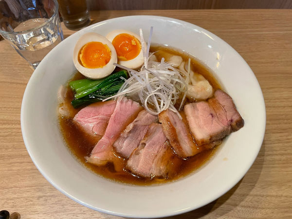 「二種ワンタン麺＋味玉＋チャーシュー」@支那蕎麦 澤田の写真