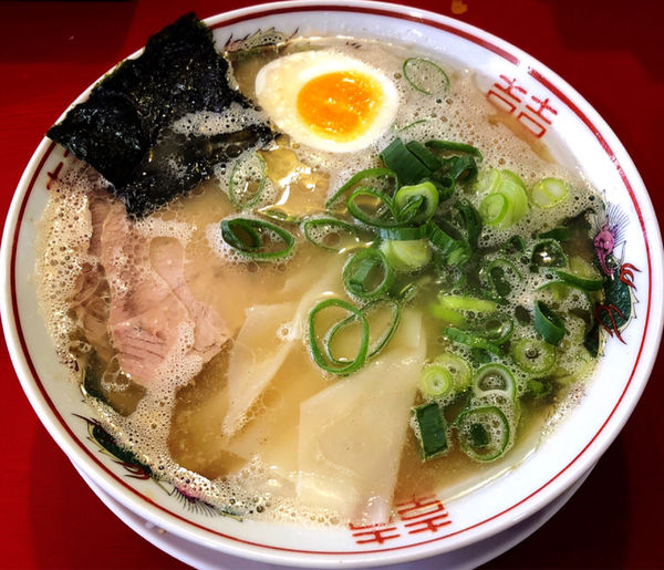 「ラーメン(替玉)」@中洲屋台 長浜ラーメン 初代 健太の写真