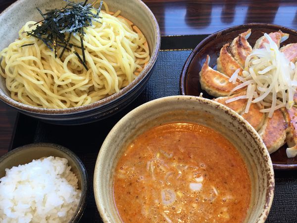 「つけタンタンめん餃子セット990円」@五味八珍 メイワン店の写真