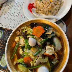 五目そば大盛り　半チャーハン