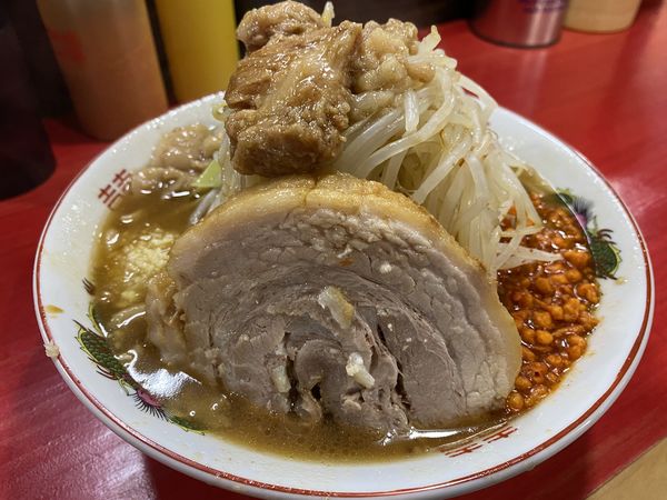 「ラーメンミニ(ニンニク少なめ、辛あげ少なめ、油)」@鷹の目 川口店の写真