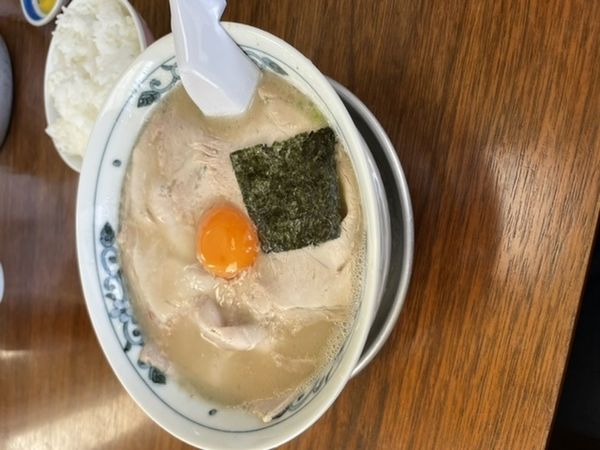 「特製ラーメン(卵入り)」@幸陽閣の写真