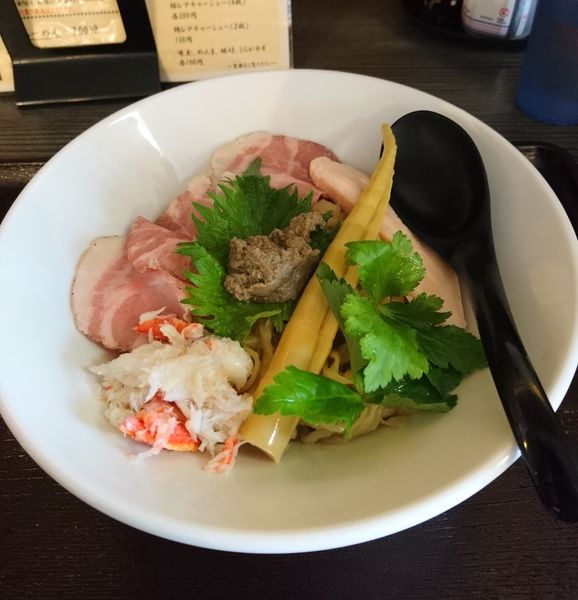 「カルピスバターとズワイガニの混ぜそば カニミソ入り」@麺匠えにしの写真