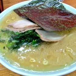 ラーメン並・チャーシュー