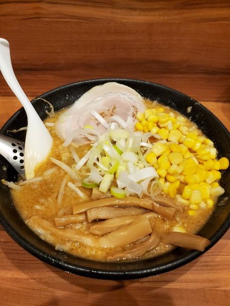 「みそコーンらーめん　ギタギタ」@こってりらーめん なりたけ 池袋店の写真