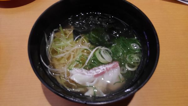 「鯛塩ラーメン、替え玉」@スシロー 金沢八景店の写真