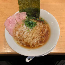 淡麗旨味中華そば（店主自信作）