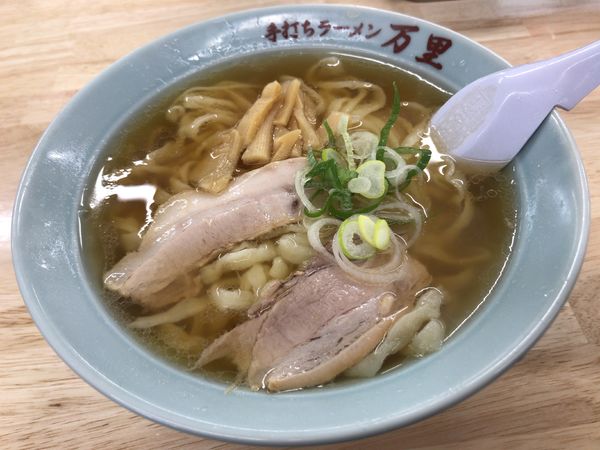 「手打ちラーメン」@手打ちラーメン 万里の写真