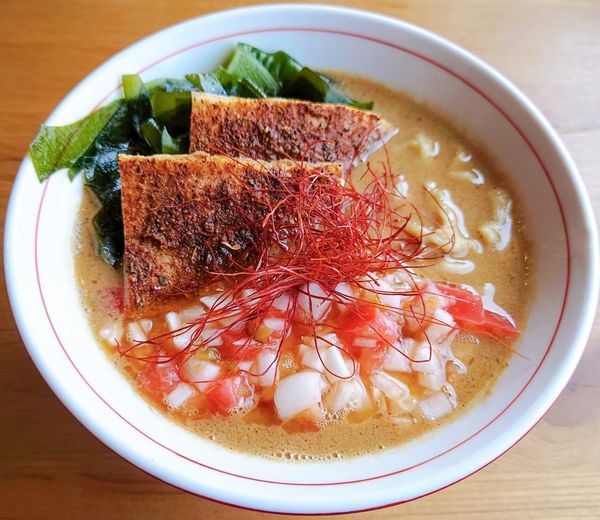 「味噌ワカメそば【期間•数量限定】」@麺 㐂色の写真
