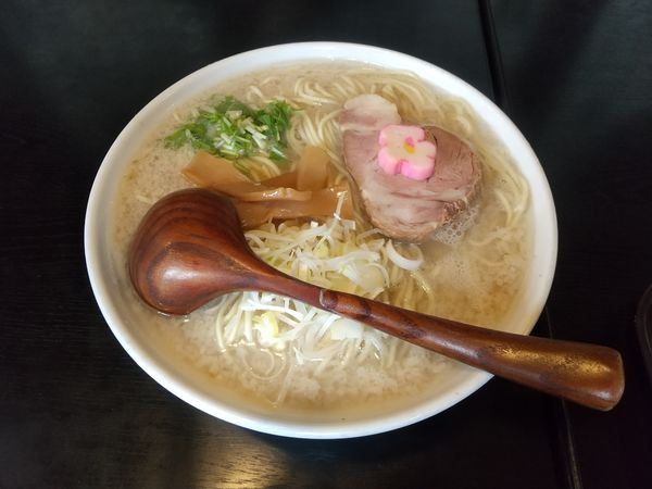 「ラーメン塩こってり細麺大盛り810円」@秋田ラーメン はまの写真