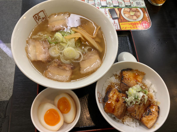 「満足B定食（復興祭割引）940円」@喜多方ラーメン 坂内 京橋店の写真