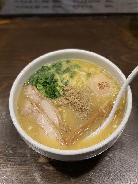 「味玉白鶏らーめん」@鶏の穴の写真