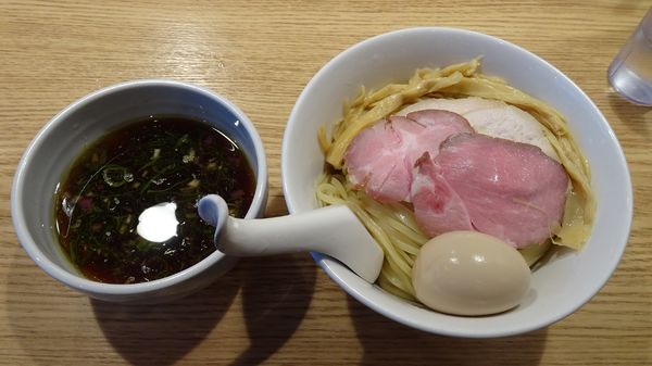 「特製つけ麺（1,050円）＋大盛り（100円）」@らぁ麺はやし田 多摩センター店の写真