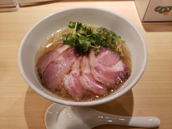 「焼豚そば（白醤油」@支那そば まるこうの写真