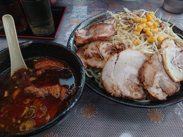 「つけ麺らいおんチャーシュー(サービス中盛り)」@らーめん治 らいおん 百草店の写真