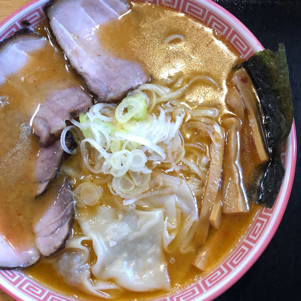 「焼き干し　味噌そば」@麺切り 白流の写真