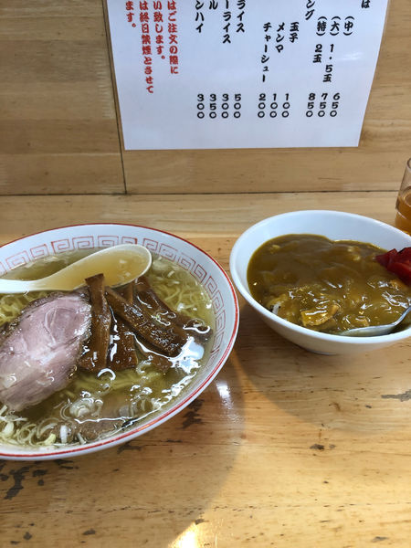 「中華そば(中)＋半カレーライス　650円＋300円」@中華そば さとうの写真