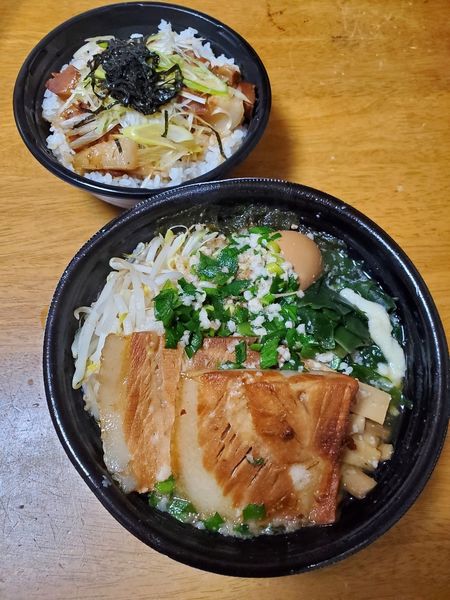 「特製らぁめん　絶品チャーシュー丼(中)」@らあめん一撃 松戸駅前店の写真
