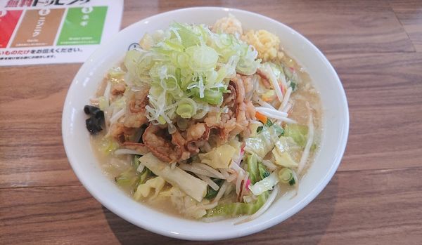 「タンメン 麺大盛，牛ホル   1200円」@飯村製作所の写真
