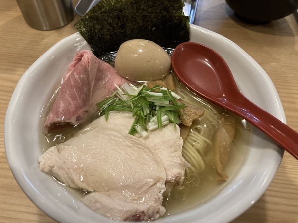 「特製鶏だし塩らぁめん　1080円」@常陸 景虎の写真