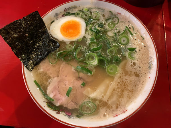 「ラーメン750円」@中洲屋台 長浜ラーメン 初代 健太の写真