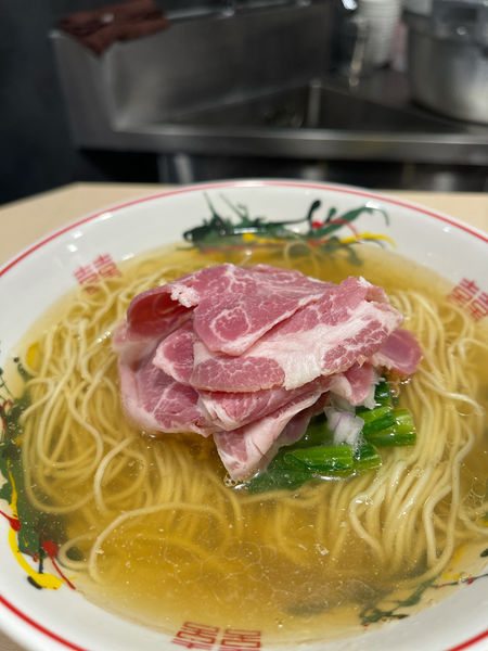 「塩ラーメン 900円」@ぷれじでんとの写真