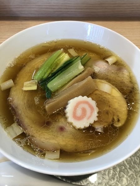 「羅臼昆布と鮭節の中華そば(もろみポーク1枚)1100円」@中華そば 深緑の写真