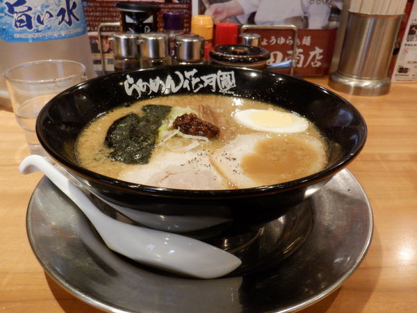 「嵐げんこつらあめん」@らあめん花月嵐 中山駅前店の写真